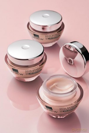 Renewing skin cream Anew Power Skin Renewal Cream 50 ml