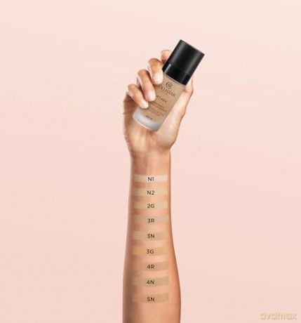 Smoothing and lifting makeup SPF 15 Lift HD+ Smoothing Lifting Foundation 30 ml - Shade: 1N Ivory
