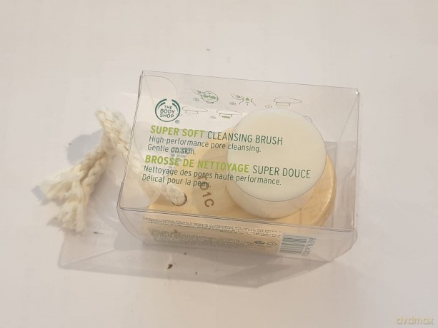 Super Soft Cleansing Brush