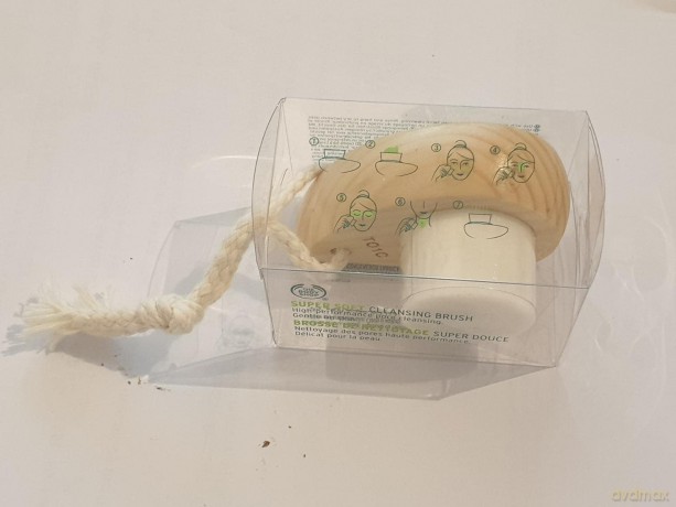 Super Soft Cleansing Brush
