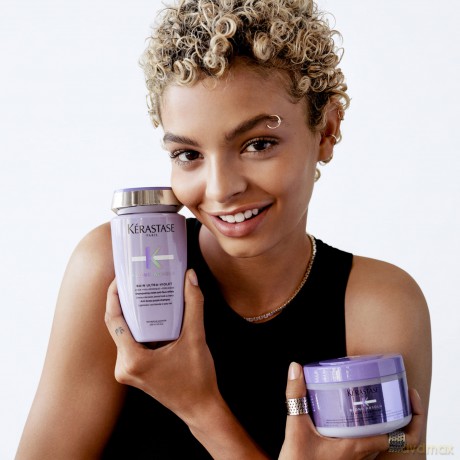 Violet Shampoo for Blond Hair Blond Absolu Bain Ultra Violet Anti-Brass Purple Shampoo - Volume: 250 ml