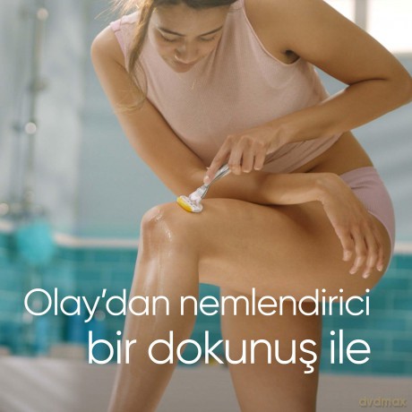 WomenÂ´s razor Venus Platinum Comfortglide Coconut + 1 head