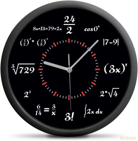 Zegar ścienny z działaniami matematycznymi