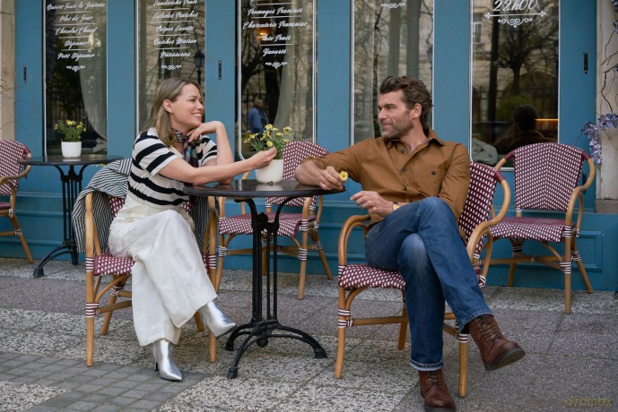 Hallmark 9-Movie Collection: Love of the Irish, Savoring Paris, A Greek Recipe for Romance, Two Scoops of Italy, My Argentine Heart, The Perfect Setting, A Safari Romance, Caribbean Summer, A Costa Rican Wedding [DVD]