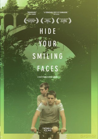 Hide Your Smiling Faces [DVD]