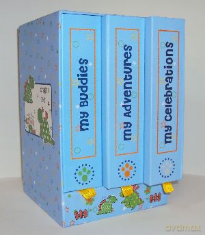 Albumy na zdjęcia dla chłopca w pudełkuTW1062-180 [GADŻET]