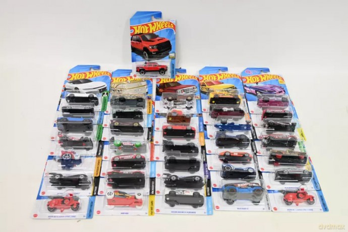 Hot Wheels auto pojedyncze C4982 /72