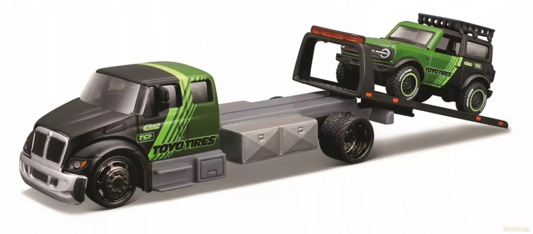 MAISTO 15055-62130 Laweta International Durastar Flatbed + Ford Bronco Wildtrak 2021 1:64