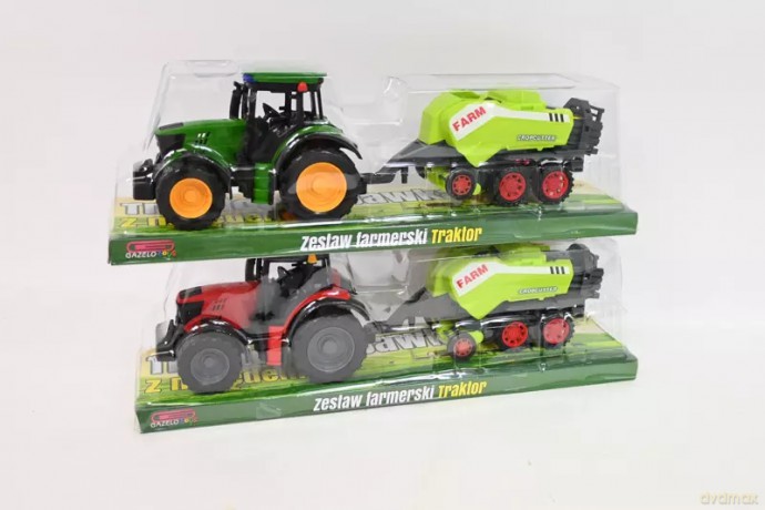 Traktor z maszyną rolniczą G205708 71600