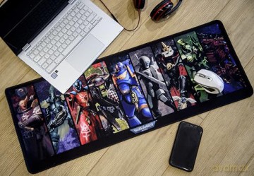 Warhammer 40000 podkładka pod myszkę Era Indomitus (80 x 30 cm) / Warhammer 40000: Era Indomitus Desk Mat (80 x 30 cm)