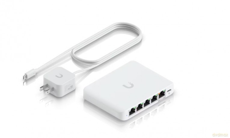 Przełącznik 5P PoE In USW-Flex-2.5G-5