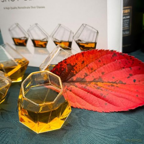 Mad Monkey - Diamond Shot Glasses - Set of 4