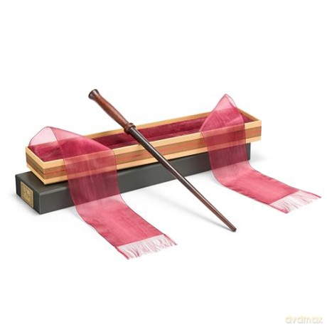 Harry Potter: Harry Potters First Wand In Ollivanders Box