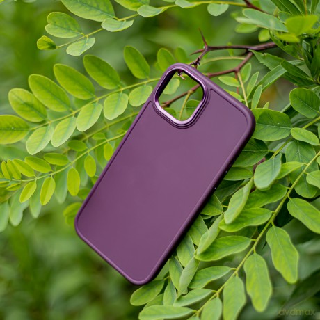 Nakładka Satin do iPhone 16e burgundowa