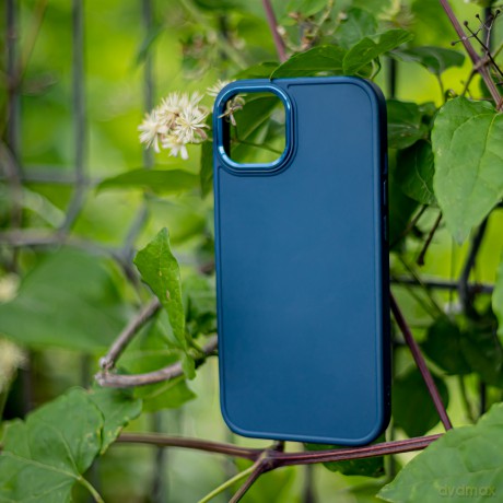Nakładka Satin do iPhone 16e ciemnoniebieska