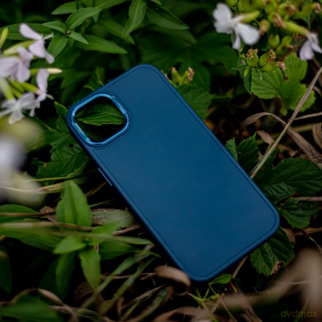 Nakładka Satin do iPhone 16e ciemnoniebieska