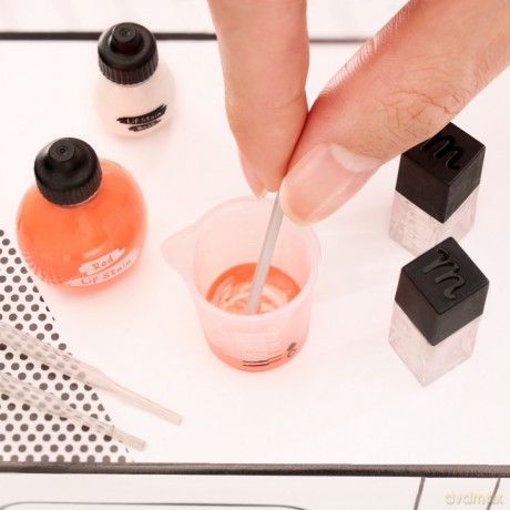 Miniverse Make It Mini Makeup Display 15 sztuk [FIGURKA]