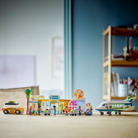 LEGO Friends Samolot i lotnisko w mieście Heartlake (42656) [KLOCKI]