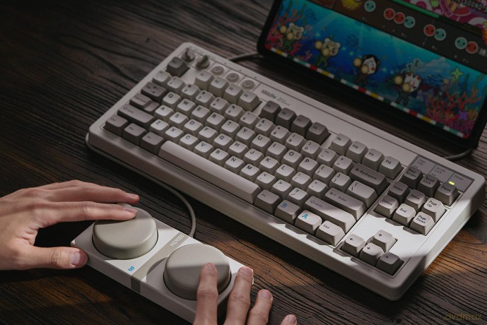 8BitDo - Mechanical Keyboard M Ed.