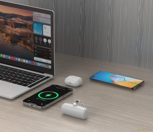 Powerbank P5 PLUG-IN (5 000mAh 10W) bezpośrednie podpięcie do telefonu za pomocą złącza USB-C