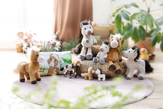 MagNICI koń biały Mony K. Pony magnes 12cm