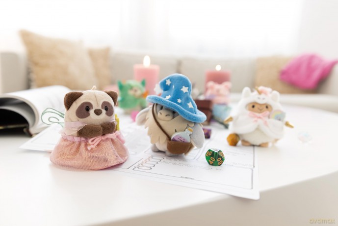 NICI mymochi przytulanka szop Rakuma z kostiumem wróżki i różdżką 8cm z zawieszką