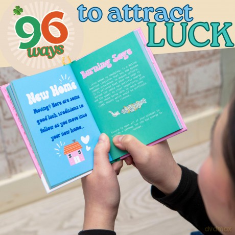 A Book To Bring You Good Luck: An Inspirational Gift Book - Bee Three Books [KSIĄŻKA]