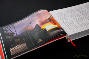 Hurt Me Plenty: The Ultimate Guide to First-Person Shooters 2003-2010 | Retro Gaming Book by Bitmap Books - Bitmap Books [KSIĄŻKA]