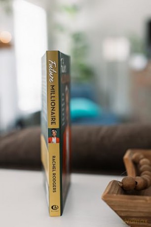 Future Millionaire: A Young Person's Step-by-Step Guide to Making WEALTH Inevitable (Blink) - Rachel Rodgers [KSIĄŻKA]