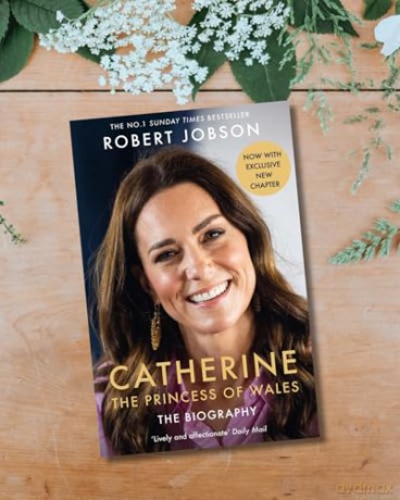 Catherine, the Princess of Wales: The Biography: THE INSTANT SUNDAY TIMES NO.1 BESTSELLER - The Royal Gift of the Year - Robert Jobson [KSIĄŻKA]