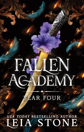 Fallen Academy Year Four: The Thrilling Conclusion to the YA Fantasy and Dark Academia Romance Sensation (Fallen Academy Book 4) - Leia Stone [KSIĄŻKA]