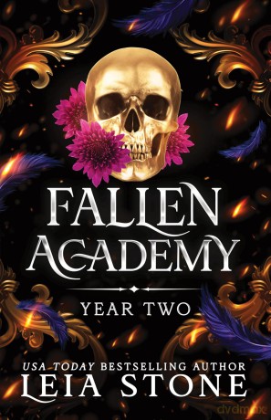 Fallen Academy Year Two: An Exciting YA Fantasy and Dark Academia Romance (Fallen Academy Book 2) - Leia Stone [KSIĄŻKA]