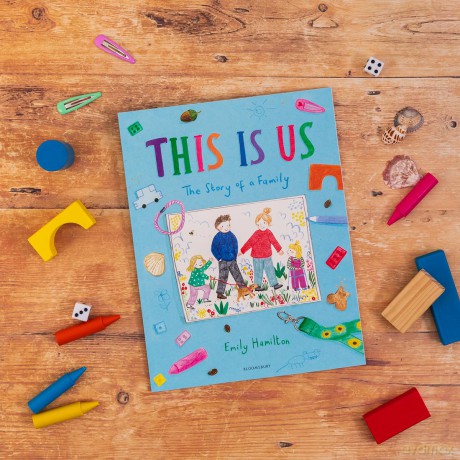 This is Us: The Story of a Family - Emily Hamilton [KSIĄŻKA]