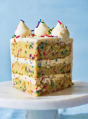 Celebrate: Joyful Baking All Year Round - Paul Hollywood [KSIĄŻKA]
