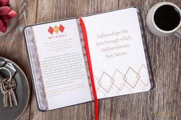 2-Minute Devotions for Men: Pocketbooks by Broadstreet [KSIĄŻKA]