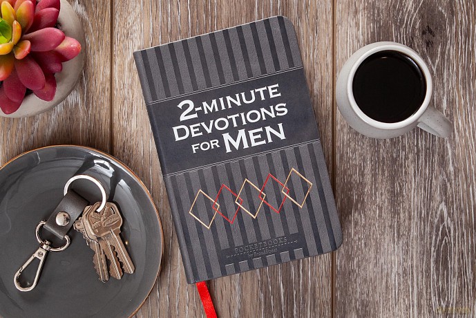 2-Minute Devotions for Men: Pocketbooks by Broadstreet [KSIĄŻKA]