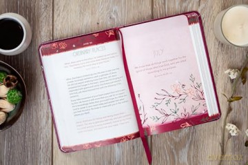 A Little Me Time with God [KSIĄŻKA]