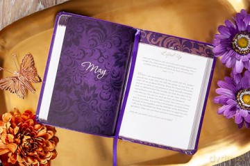 Prayers on Fire for Women: 365 Days of Praying the Psalms (The Passion Translation Devotionals) - Brian Simmons [KSIĄŻKA]
