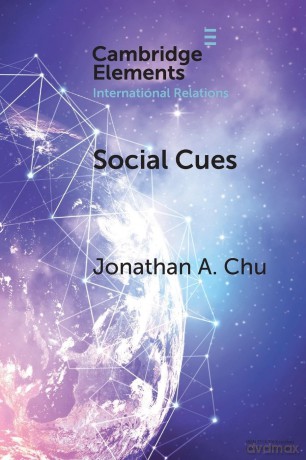 Social Cues: How the Liberal Community Legitimizes Humanitarian War (Elements in International Relations) - Jonathan Art Chu [KSIĄŻKA]