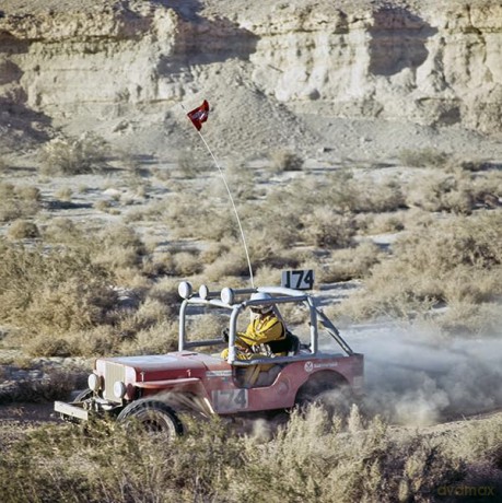 Jeep Racing: America's Favorite 4x4 in Off Road Competition - John Elkin [KSIĄŻKA]