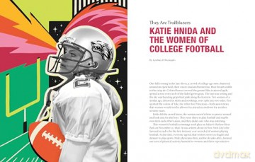 Play It Forward: How Women Changed Sports to Change the World - TOGETHXR [KSIĄŻKA]