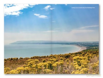 Walking on the Isle of Wight: The Isle of Wight Coastal Path and 21 coastal and countryside walks (Cicerone Guides) - Paul Curtis [KSIĄŻKA]