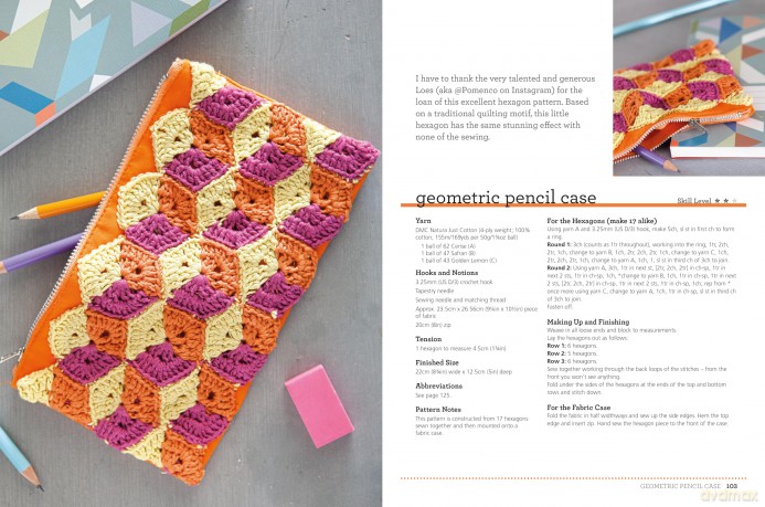 Crocheted Bags, Totes and Purses: 35 projects to make: Crochet your own colourful and unique accessories - Emma Friedlander-Collins [KSIĄŻKA]