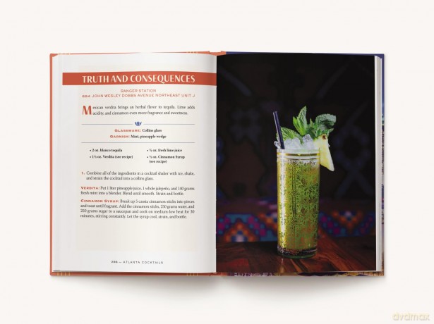 Atlanta Cocktails: An Elegant Collection of Over 100 Recipes Inspired by Georgia's Capital (City Cocktails) - Trisha Pintavorn [KSIĄŻKA]