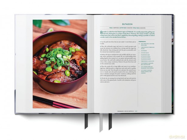 Japan: The Ultimate Cookbook (Ultimate Cookbooks) - Yuto Omura [KSIĄŻKA]