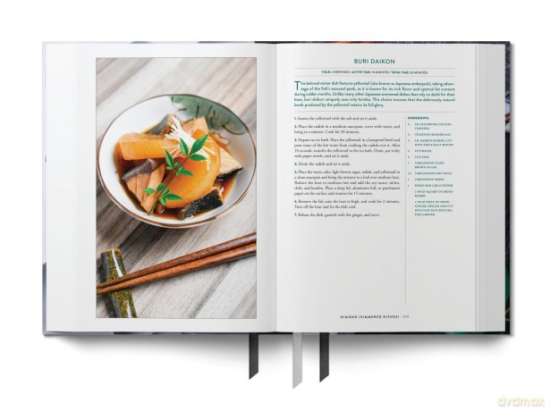 Japan: The Ultimate Cookbook (Ultimate Cookbooks) - Yuto Omura [KSIĄŻKA]