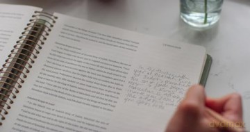 ESV Spiral-Bound Journaling Bible, History (Hardcover) - ESV [KSIĄŻKA]