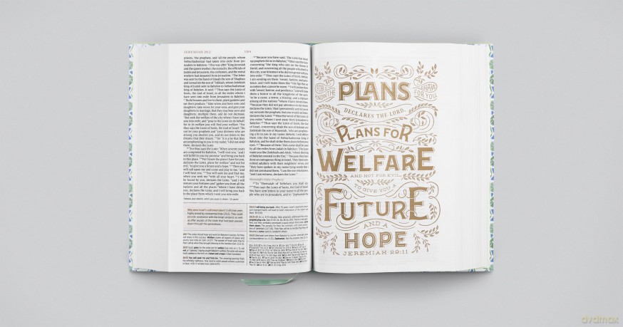 ESV Women's Study Bible, Artist Series (Cloth over Board, Lulie Wallace, Sarah): English Standard Version Women's Study Bible - ESV [KSIĄŻKA]