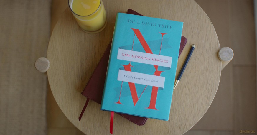 New Morning Mercies: A Daily Gospel Devotional - Paul David Tripp [KSIĄŻKA]