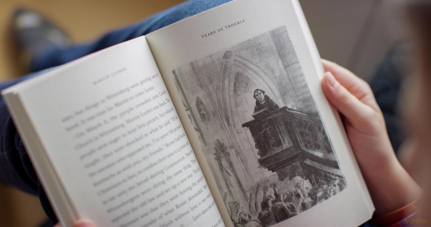 The Story of Martin Luther: The Monk Who Changed the World (Lives of Faith and Grace) - Jared Kennedy [KSIĄŻKA]